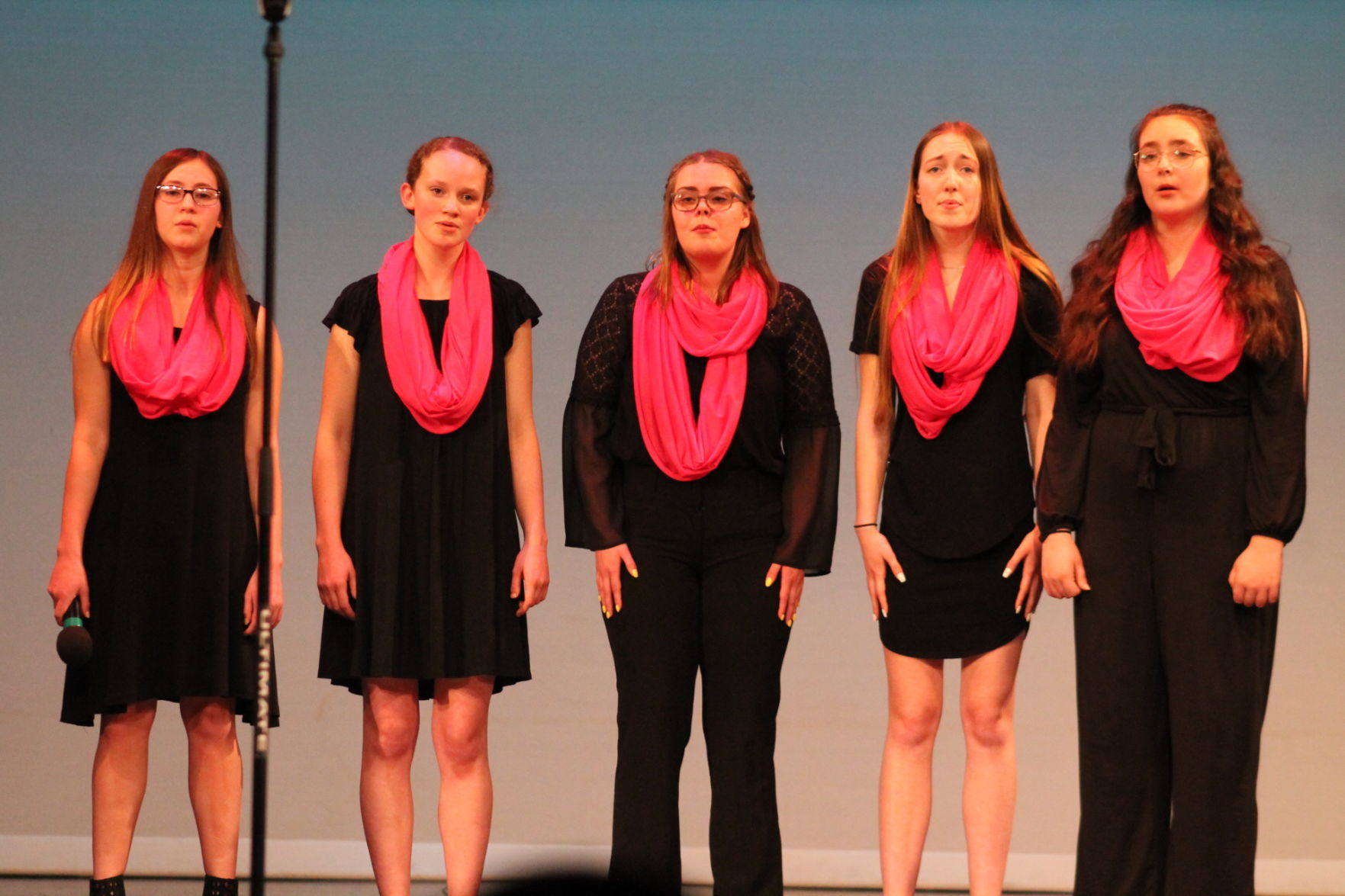 BDHS A Capella 070.JPG